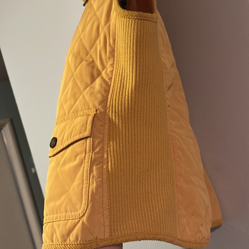 Talbots shell vest in excellent condition dandelion yellow - Picture 2 of 4